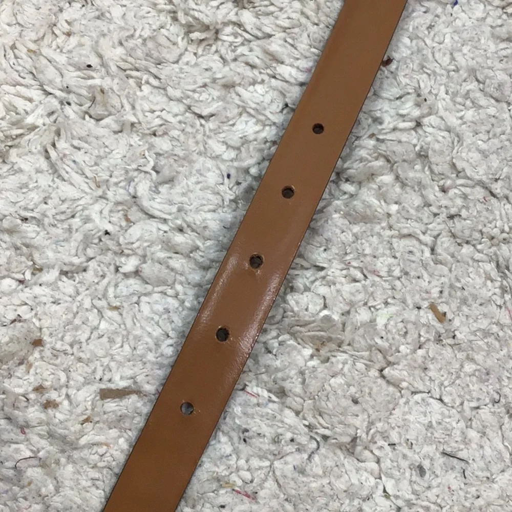 Harold Powell dark brown croc embossed leather belt L